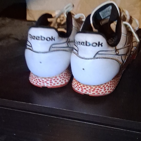 Keith Harring Reebok 10.5 - Picture 3 of 4